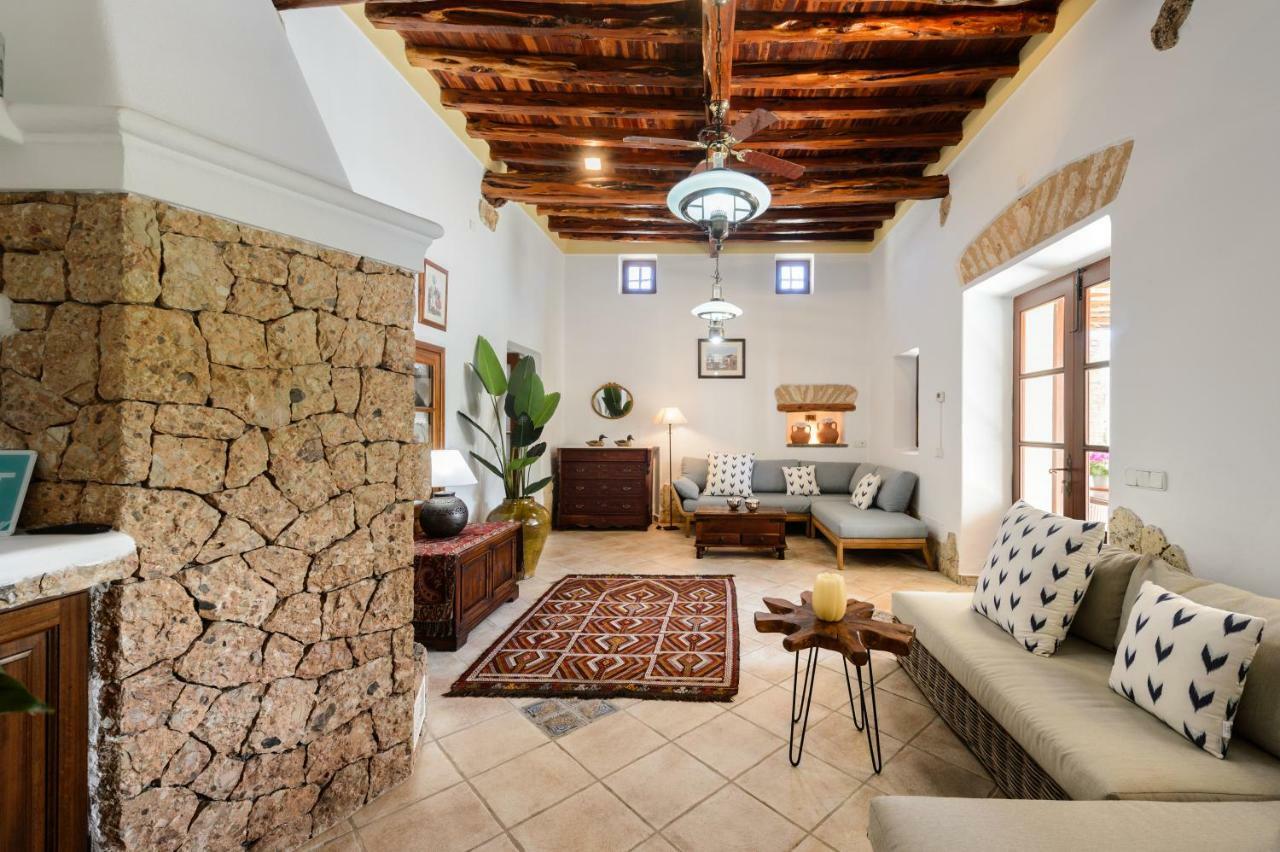 Villa Can Fita Puig D'en Valls Exterior photo